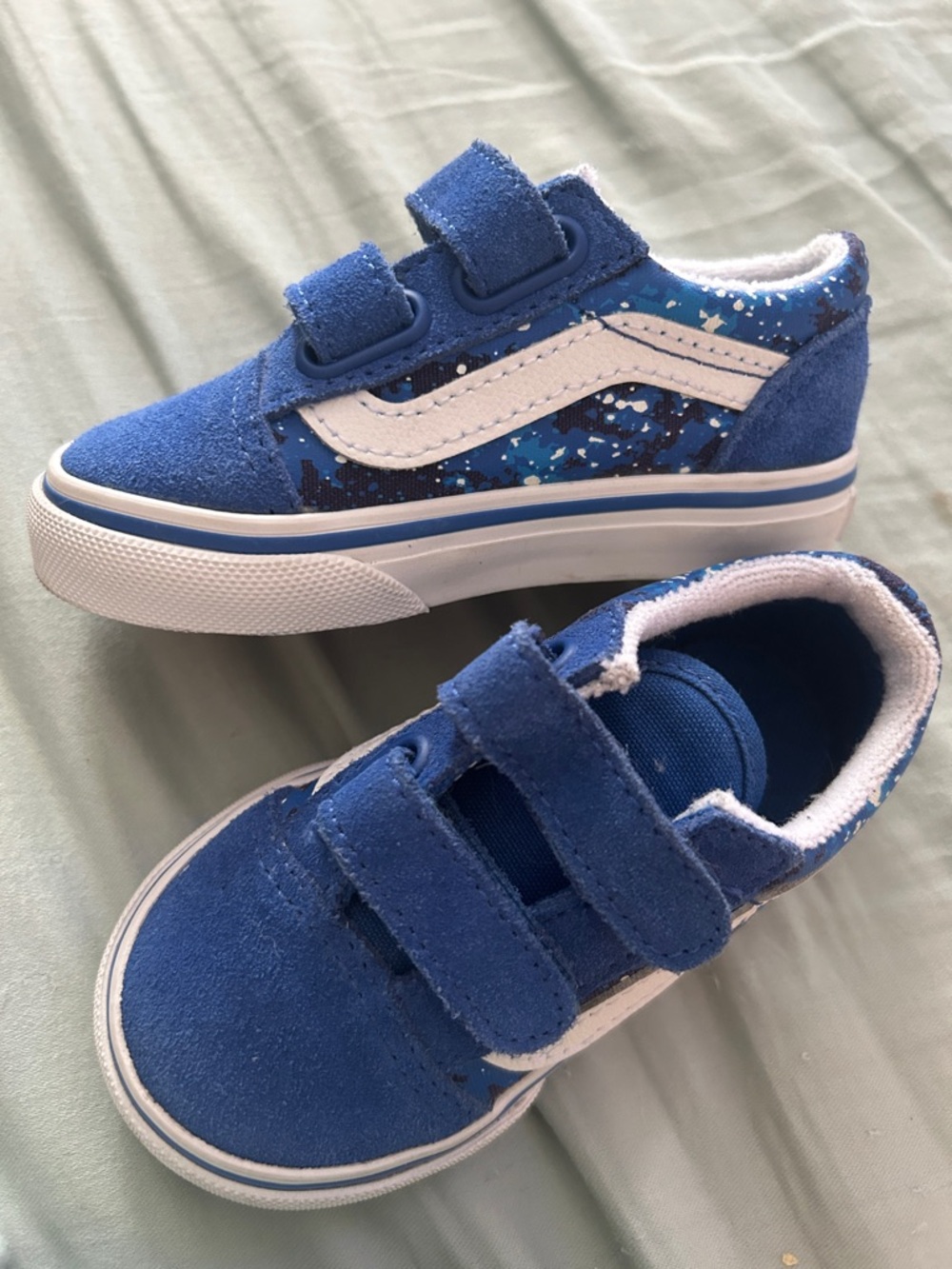 LIKE NEW-Toddler Vans